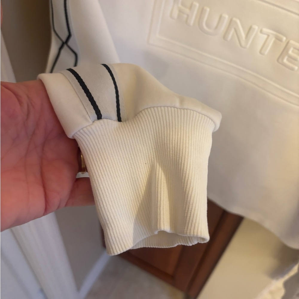 Hunter/Target Sweatshirt - Picture 6 of 7